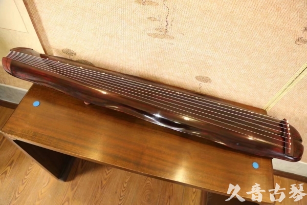 资阳市●久音古琴  ●今日推荐  20230516【收藏级断纹蕉叶】